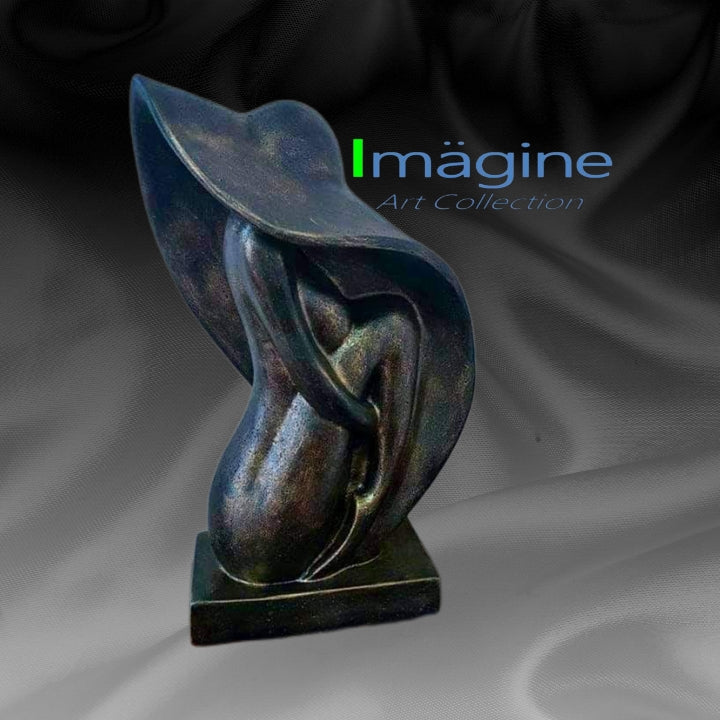 Lady Hat Stonecast Figurine SKU# IAC0010